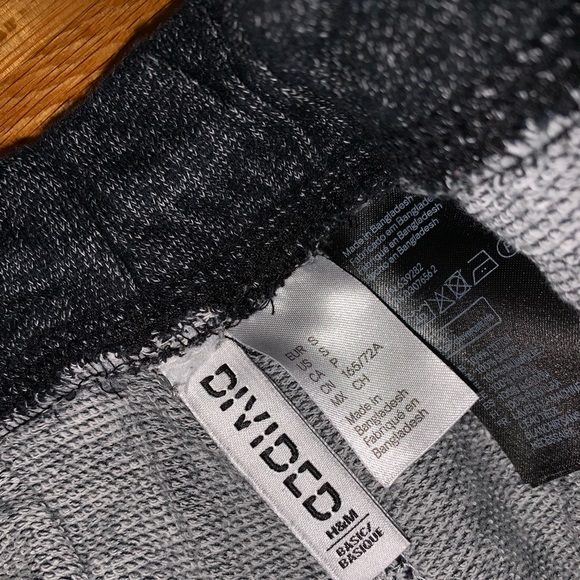 SHORTS BUNDLE!!! Casual comfy shorts - Picture 3 of 4